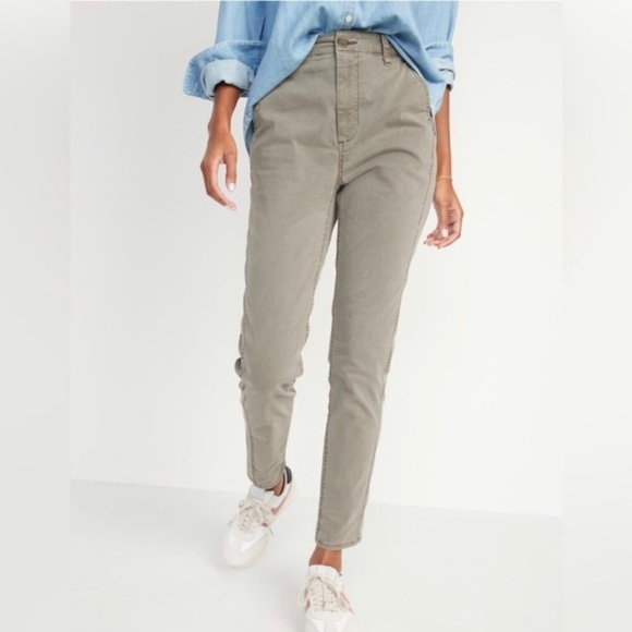 NWOT! High-Waisted O.G. Straight Chino Pants for Women - Size 10💛 - Picture 1 of 3